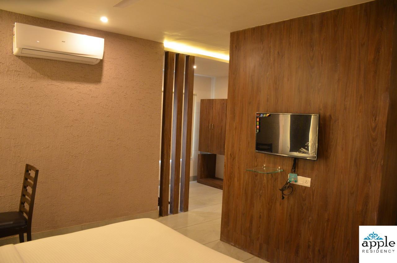 Apple Residency Hotel Patan  Ngoại thất bức ảnh