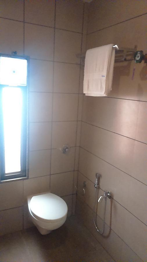 Apple Residency Hotel Patan  Ngoại thất bức ảnh