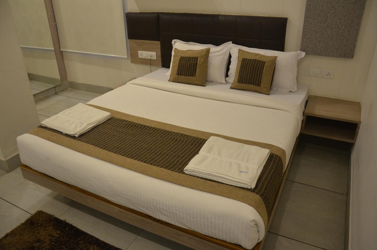 Apple Residency Hotel Patan  Ngoại thất bức ảnh